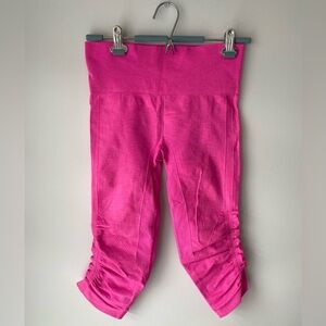 Lululemon Pink Cropped Legging